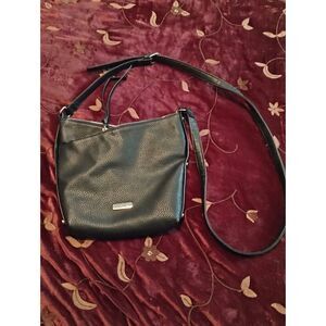 Nautica Black Pebble Internal Pocket Crossbody Bag